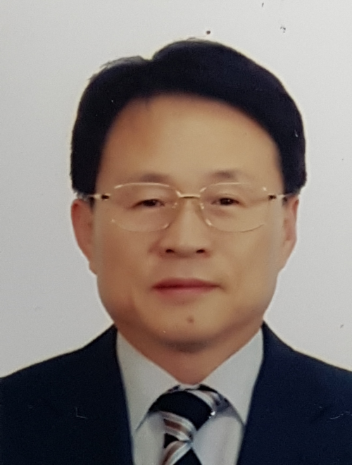 박덕유 교수